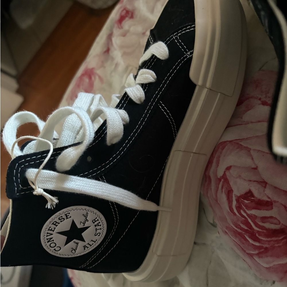 Brand new converse hi tops